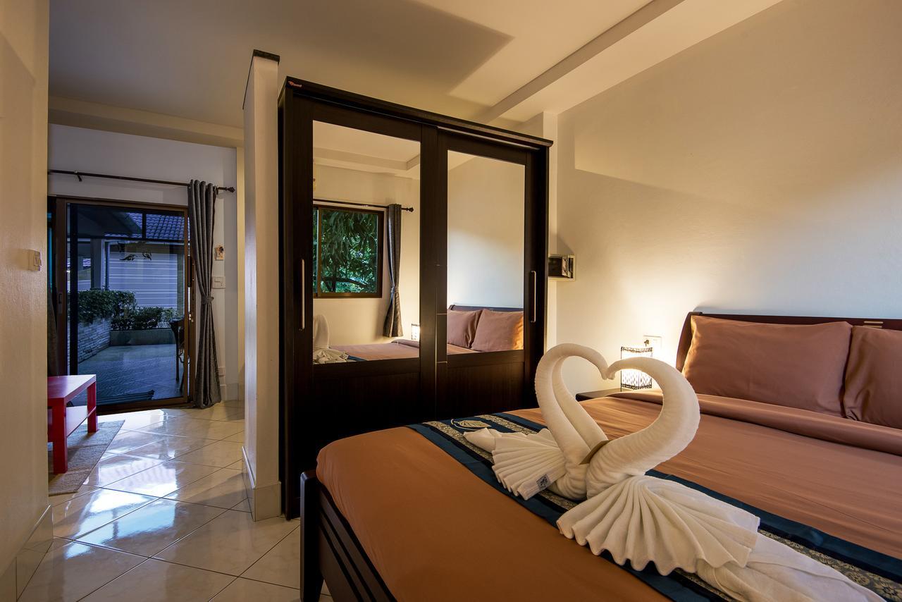 Tananza Resort & Homestay Phuket Nai Harn ภายนอก รูปภาพ